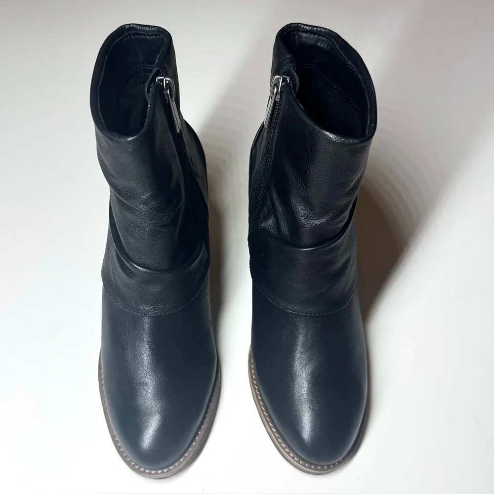 Earth Women’s Savvy Block Black Heel Ruched Casual Booties Size- 5 M